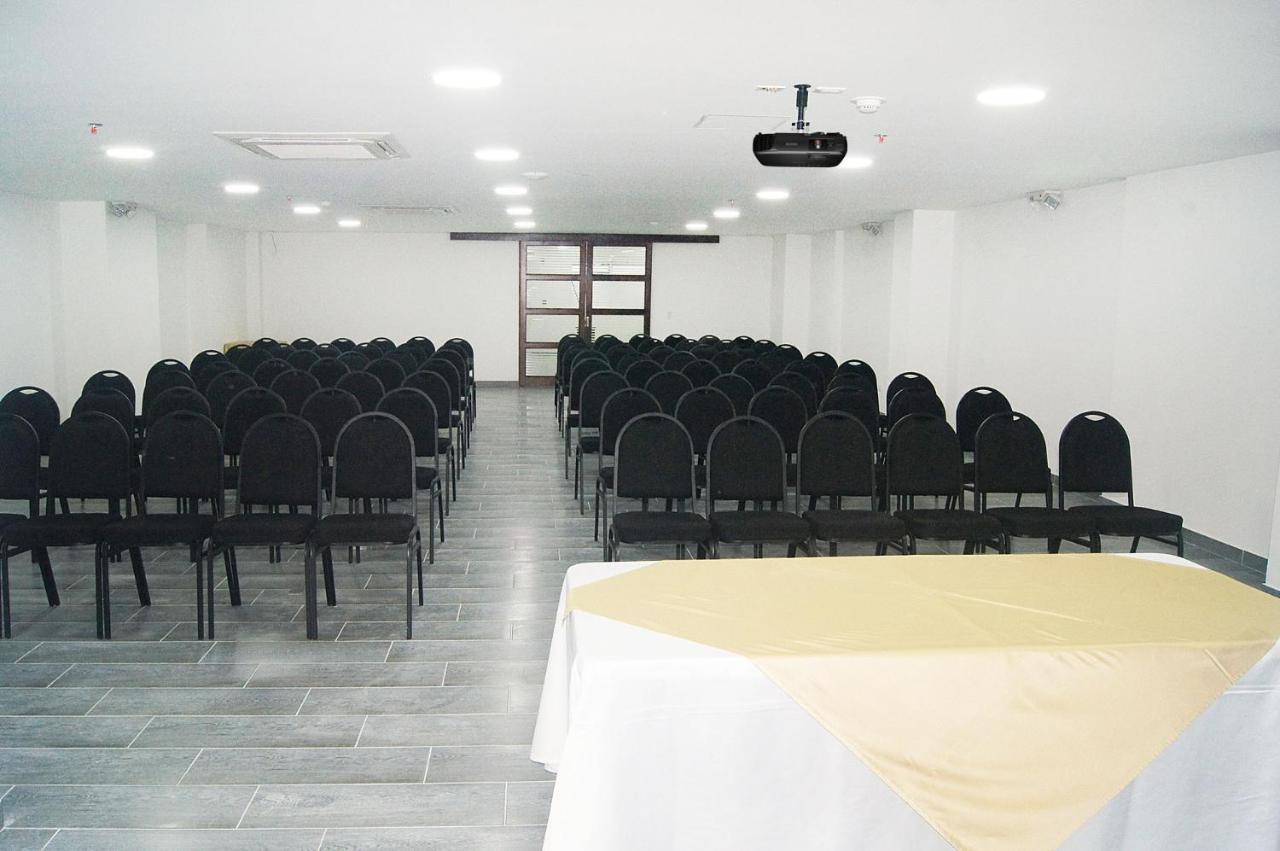 Hotel Cafeira Перейра Экстерьер фото